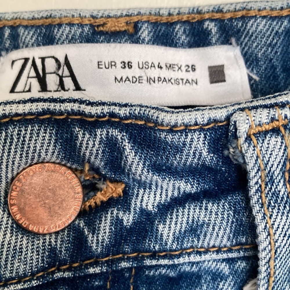 ZARA HIGH RISE JEANS - Picture 8 of 11